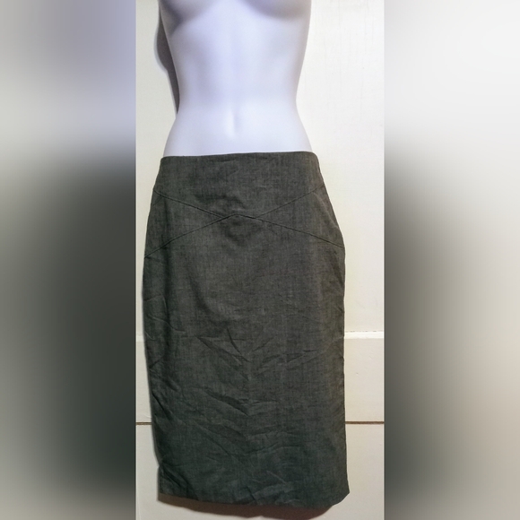 7th avenue Dresses & Skirts - Elegant Gray Pencil Skirt